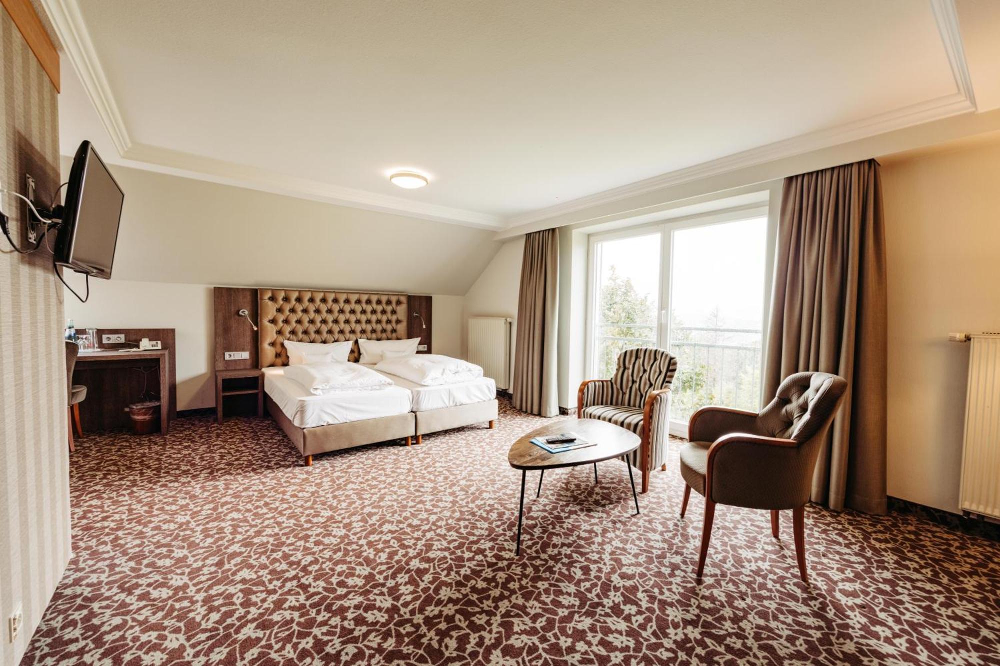 Berghotel Hoher Knochen Winterberg Zimmer foto