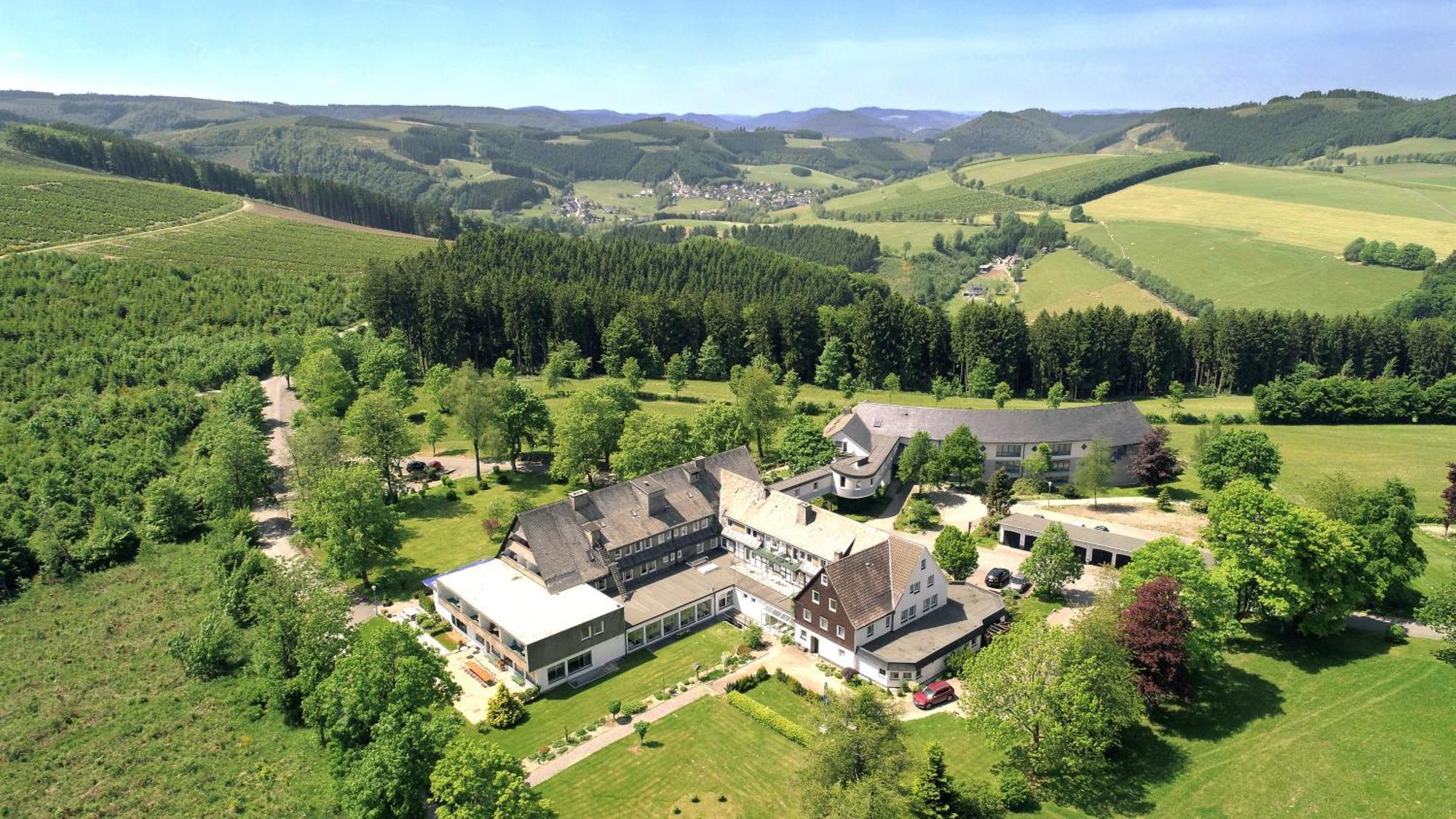 Berghotel Hoher Knochen Winterberg Exterior foto